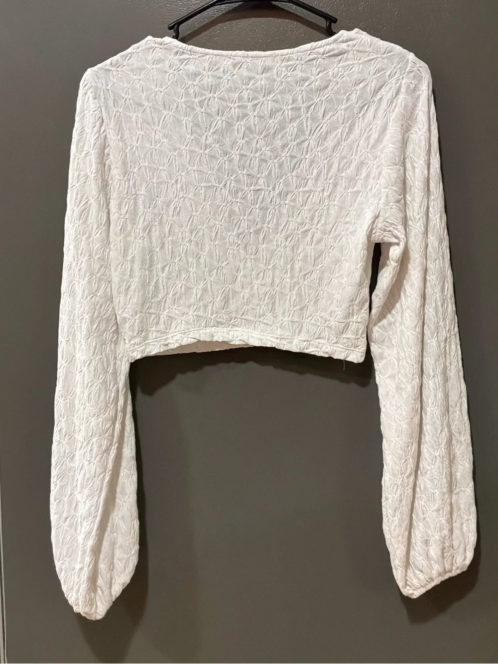 ZARA White Textured Long Sleeve Cropped Wrap Blouse Women’s Size M